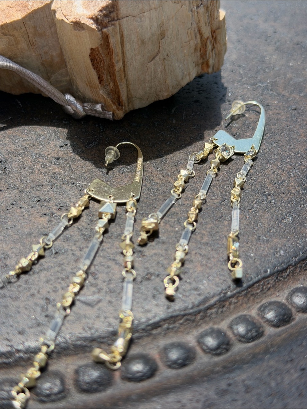 NWT KENDRA SCOTT Earrings - Beautiful Designer - Classic - Boho Earrings